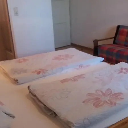 Lindenhof Farm stay *
